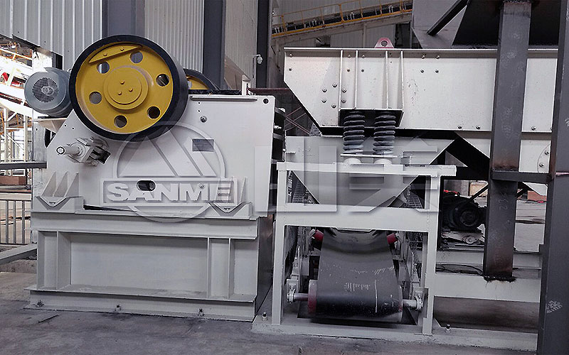 900*1200鄂式破碎機多少錢一臺？產(chǎn)量如何？