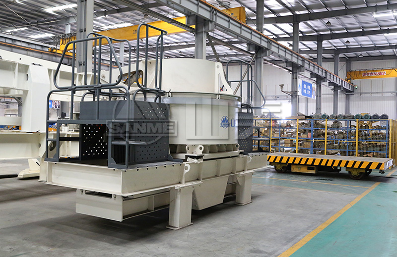 制砂生產(chǎn)線中制砂機(jī)需要注意什么？