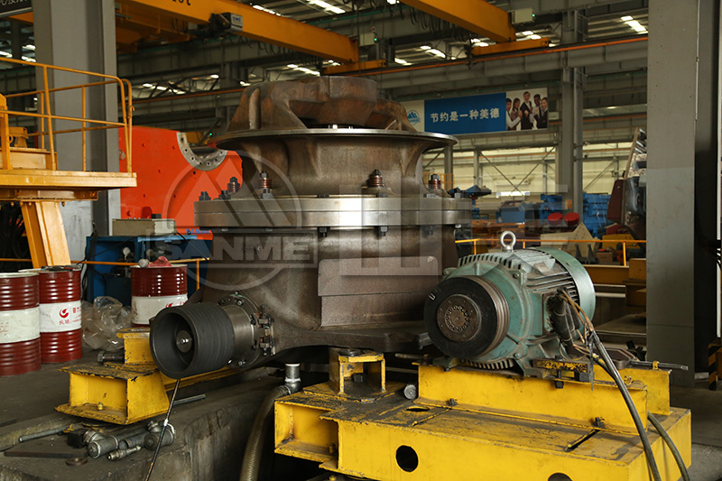 多缸圓錐破碎機(jī)破碎鵝卵石有什么優(yōu)點(diǎn)？